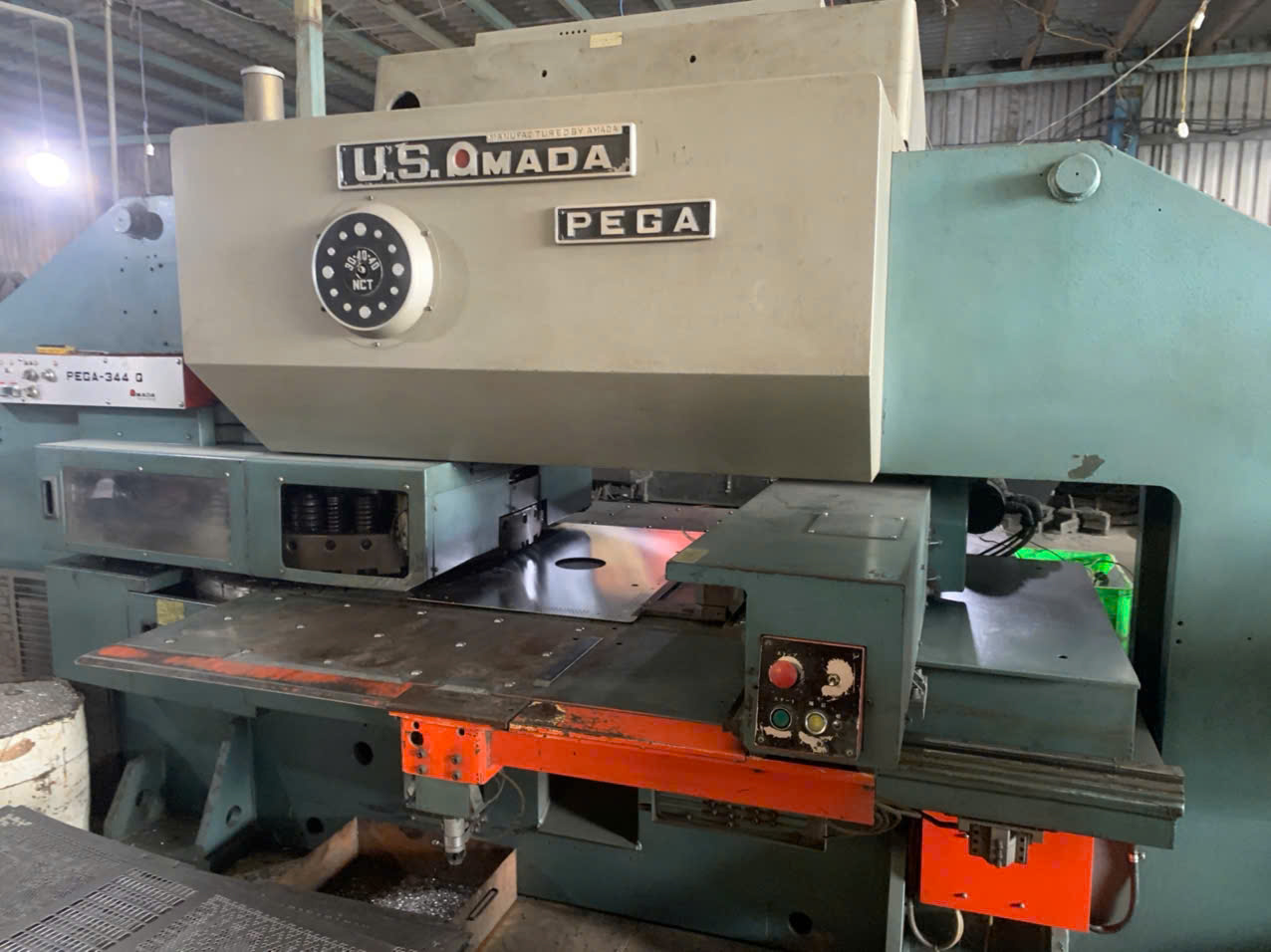 Punching machine 2.jpg